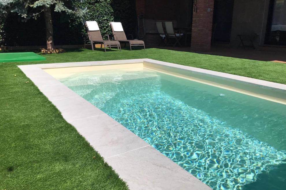 piscina poliester